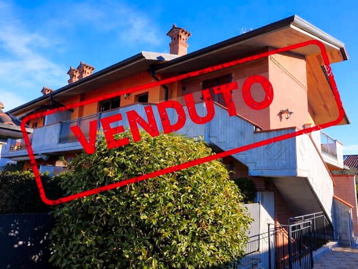 Appartamento trilocale in vendita in Via Francesco Nullo, Bonate Sopra