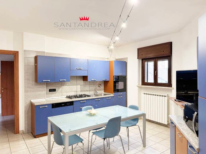 Appartamento bilocale in vendita in Via Mazzè, Centro, Chivasso