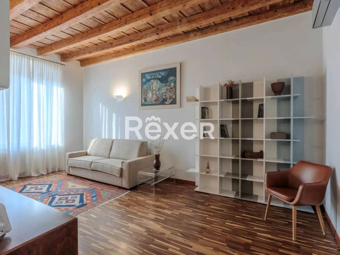 Appartamento trilocale in vendita in Via Gianbattista Moroni, Stazione, Bergamo