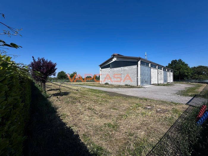 Casa in vendita in Via Cappuccini, Centro, Romano di Lombardia