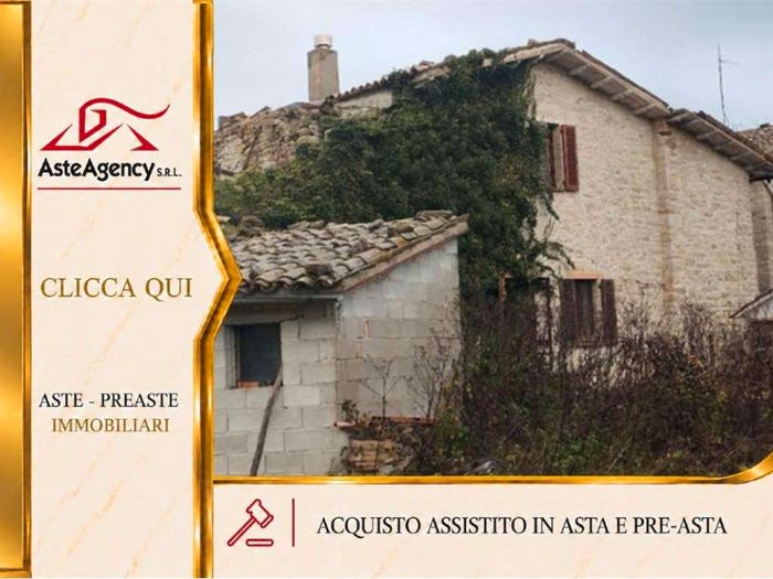 Appartamento quadrilocale in vendita in Localita' Piecollina, Pieve Torina