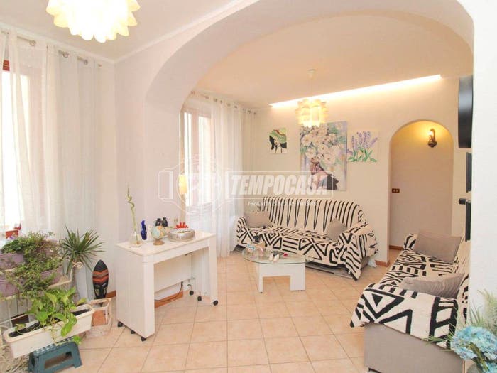 Appartamento con 5 locali in vendita in Via San Francesco D'Assisi, Breo, Mondovì
