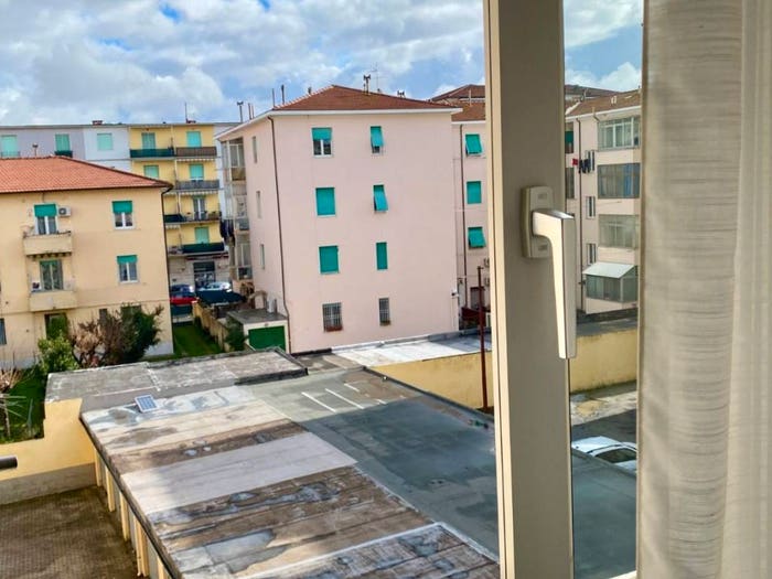 Appartamento quadrilocale in vendita in Via Moses Montefiore, Sorgenti, Livorno