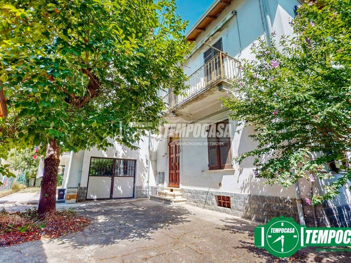 Appartamento quadrilocale in vendita in Via Pietro Mascagni, Novi Ligure