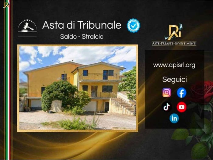 Appartamento quadrilocale in vendita in Via Madonna delle Grazie, Centro, Montegabbione