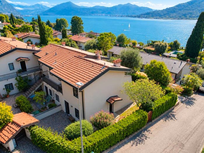 Casa trilocale in vendita in Via Lombardia, Sarnico