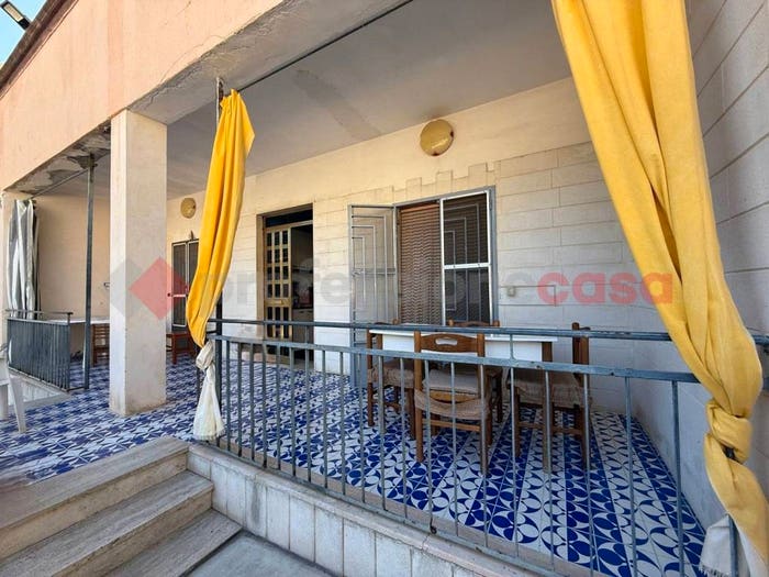 Appartamento quadrilocale in vendita in Via Spari, Leporano Marina, Leporano