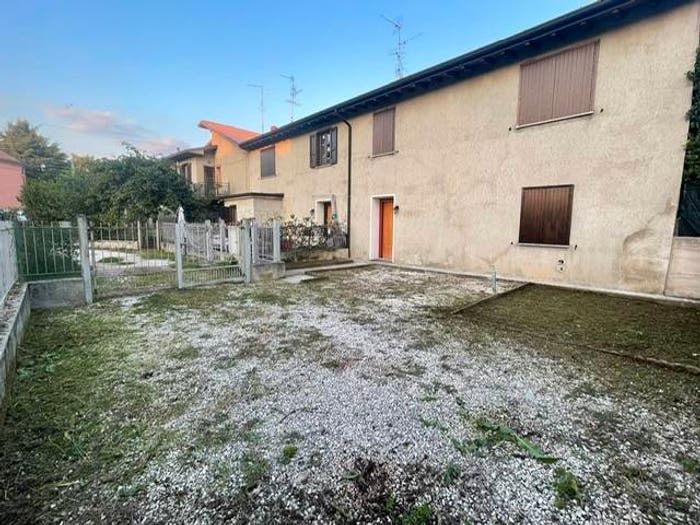 Appartamento trilocale in vendita in Via Seriola, Ospitaletto