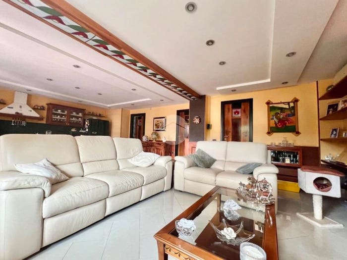 Casa con 5 locali in vendita in Via Benedetto Croce, Centro, Marano di Napoli