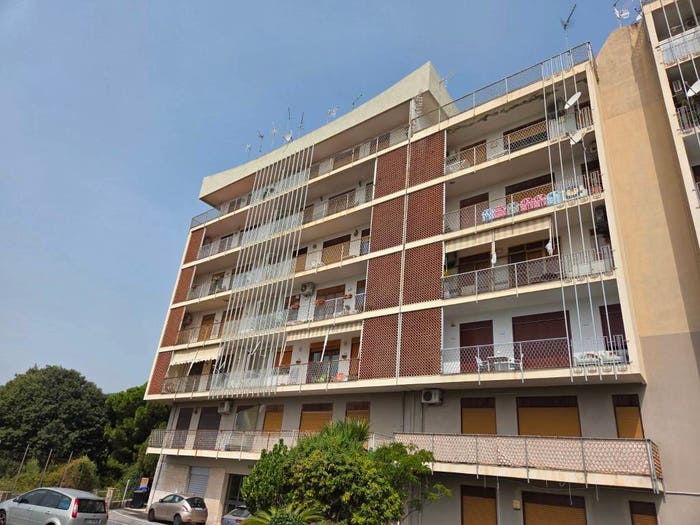 Appartamento con 5 locali in vendita in Viale dei Tigli, Litoranea Panoramica, Messina