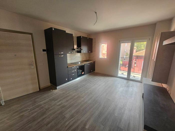 Appartamento bilocale in vendita in Via Cerri, Centro, Merate