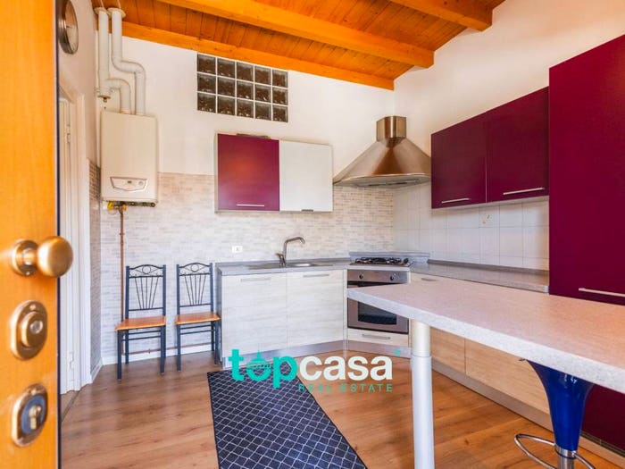 Appartamento bilocale in vendita in Via Arno, Arnate, Gallarate