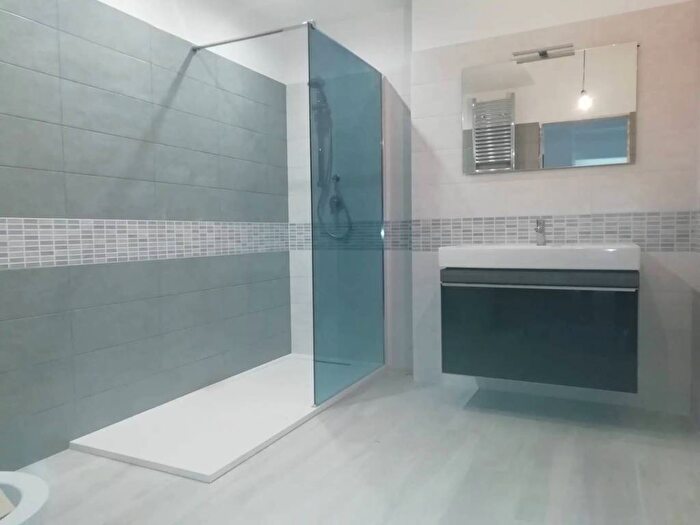 Appartamento quadrilocale in vendita in via Roma snc, Gioia Tauro