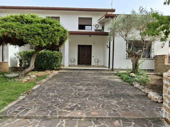 Appartamento quadrilocale in vendita in Via Aldo Moro, Centro, Bosaro