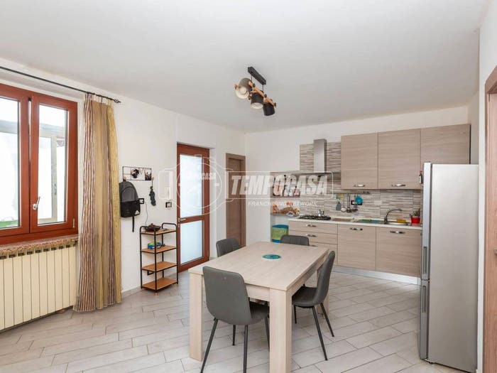 Appartamento trilocale in vendita in Via Cairoli, San Pietro, Moncalieri