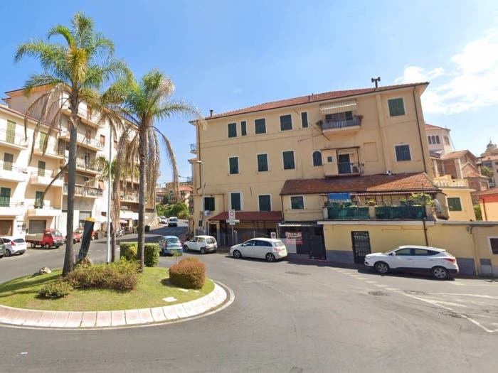 Appartamento quadrilocale in vendita in Via Giuseppe Mazzini, Porto Maurizio, Imperia