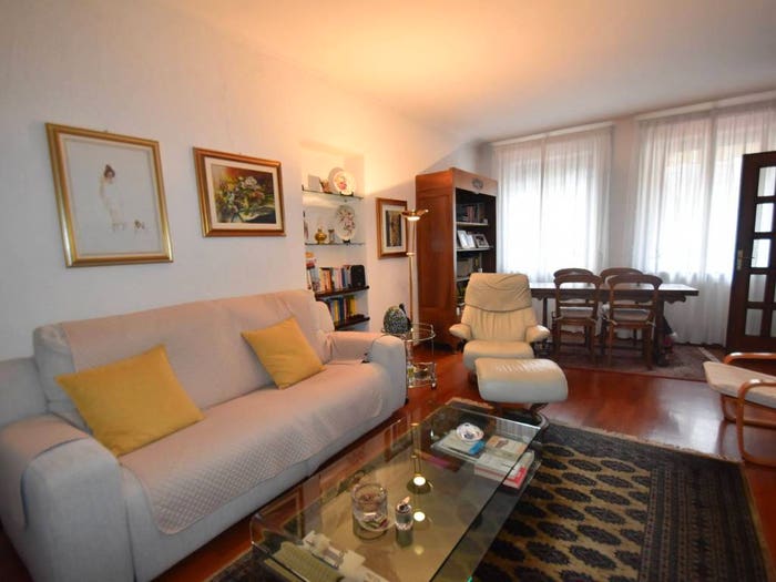 Casa con 6 locali in vendita in Vicolo Santa Caterina, Asigliano Vercellese