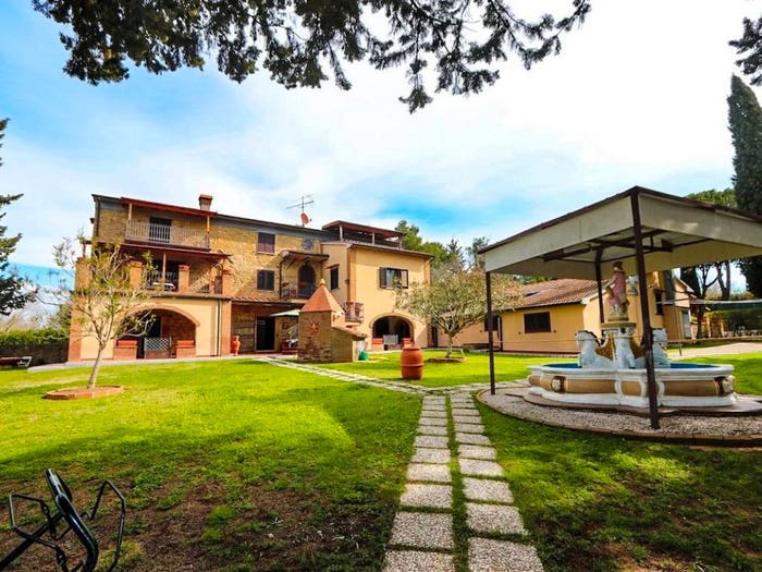 Casa in vendita in Guardistallo