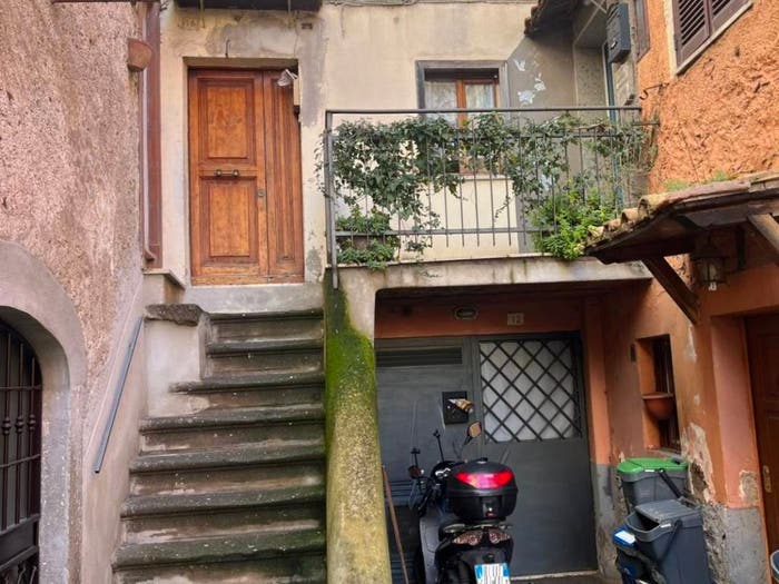 Appartamento trilocale in vendita in Via Ferentum, Centro, Marino