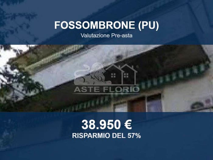 Appartamento con 6 locali in vendita in Via dei Salici, Centro, Fossombrone