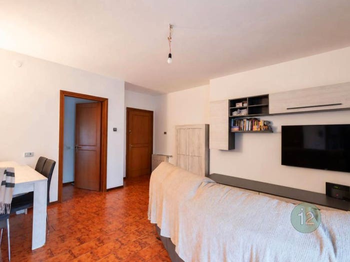 Appartamento trilocale in vendita in Via Marzabotto, Centro, Moglia