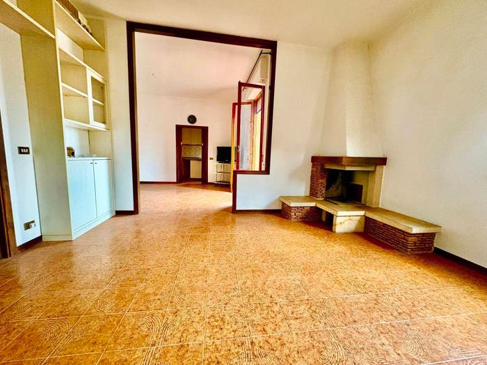 Appartamento quadrilocale in vendita in GAmendola, Centro, Montaione