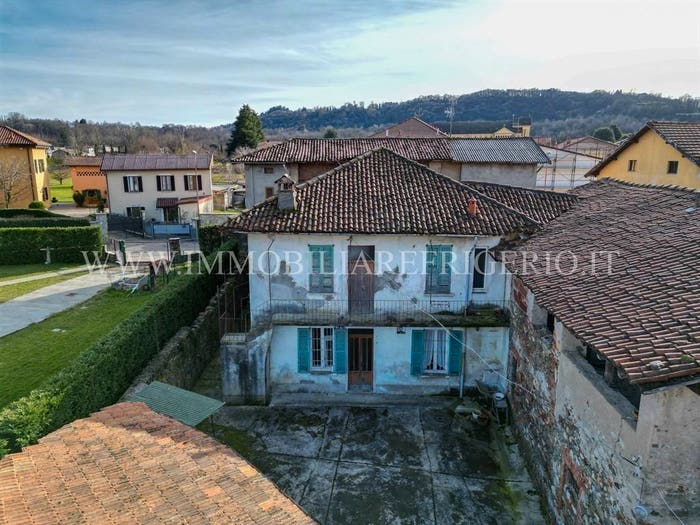 Casa quadrilocale in vendita in via Campanile, Centro, Brivio