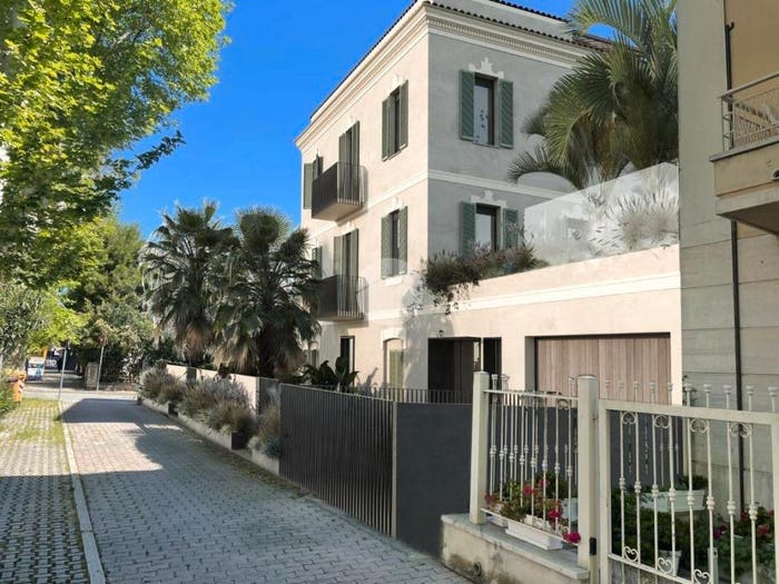 Appartamento trilocale in vendita in Via Cesare Battisti, Centro, Grottammare