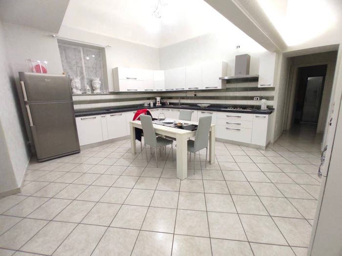 Casa con 6 locali in vendita in Piazza Vincenzo Bellini, Lentini