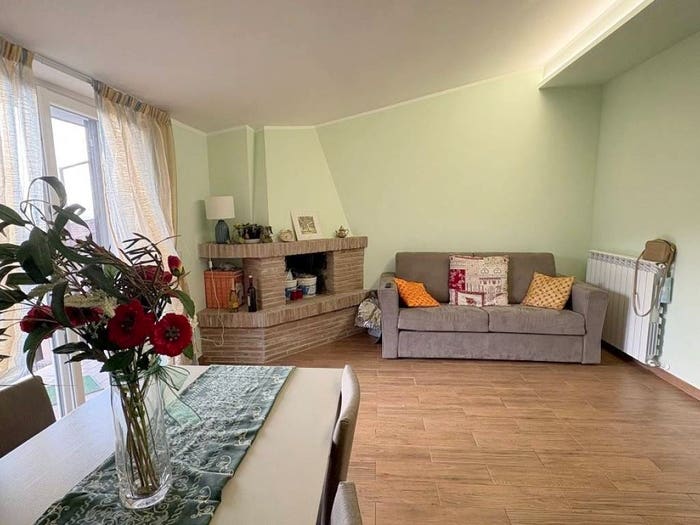 Appartamento con 6 locali in vendita in Via Alcide De Gasperi, Centro, Arcinazzo Romano