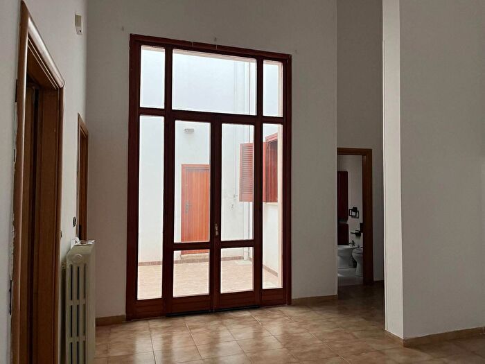Appartamento con 5 locali in vendita in Via dei Caduti, Novoli