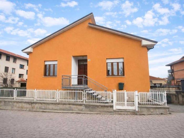 Casa quadrilocale in vendita in Via Aie, Villa, Sommariva Perno
