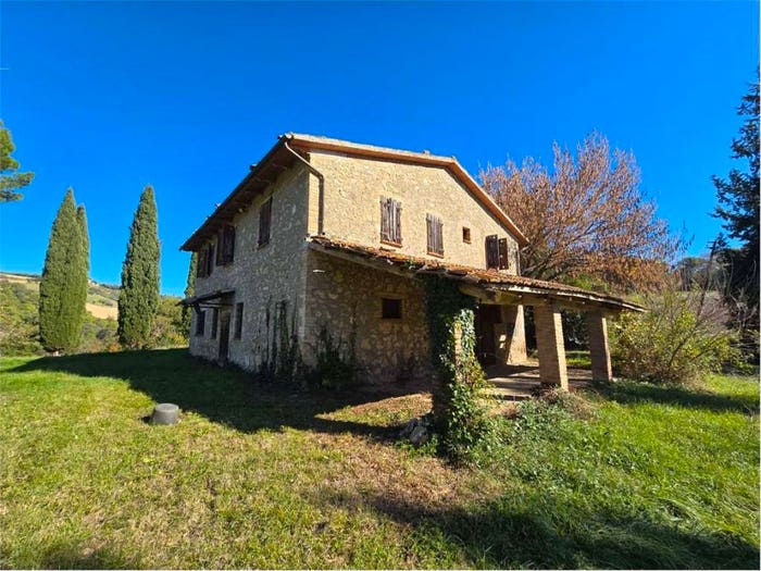 Casa con 6 locali in vendita in San Terenziano, Gualdo Cattaneo