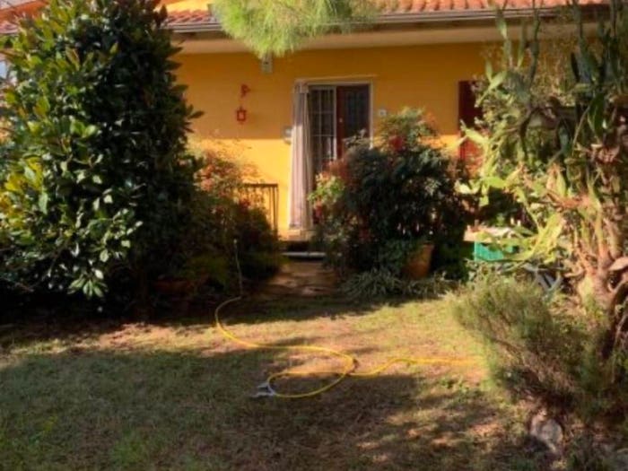 Casa con 5 locali in vendita in Via Matteoni, Rinchiostra Quercioli, Massa