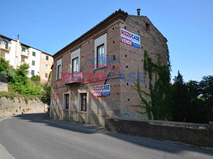 Casa con 6 locali in vendita in Via Porta Cappuccini, Rossano, CoriglianoRossano