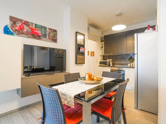 Appartamento trilocale in vendita in Via Aurelia, Centro, Loano