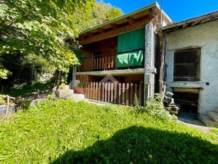 Casa trilocale in vendita in Borgata Pratobotrile, Pratobottrile, Condove