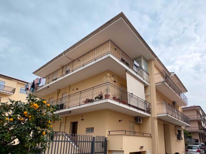Casa quadrilocale in vendita in Via Arnale Rosso, Centro, Fondi