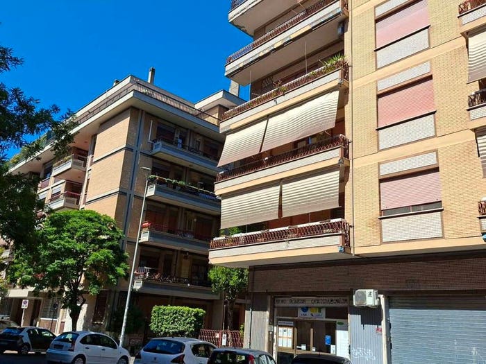 Appartamento trilocale in vendita in Via Federico Paolini, Ostia Levante, Roma