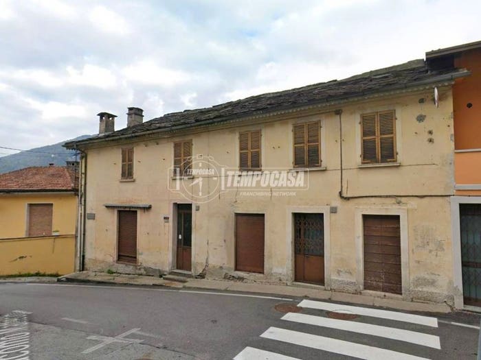 Appartamento trilocale in vendita in Via Giacomo Matteotti, Curiglia, Curiglia con Monteviasco