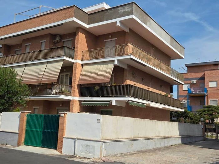 Appartamento bilocale in vendita in Via Svezia, Torvaianica Surf Music, Pomezia