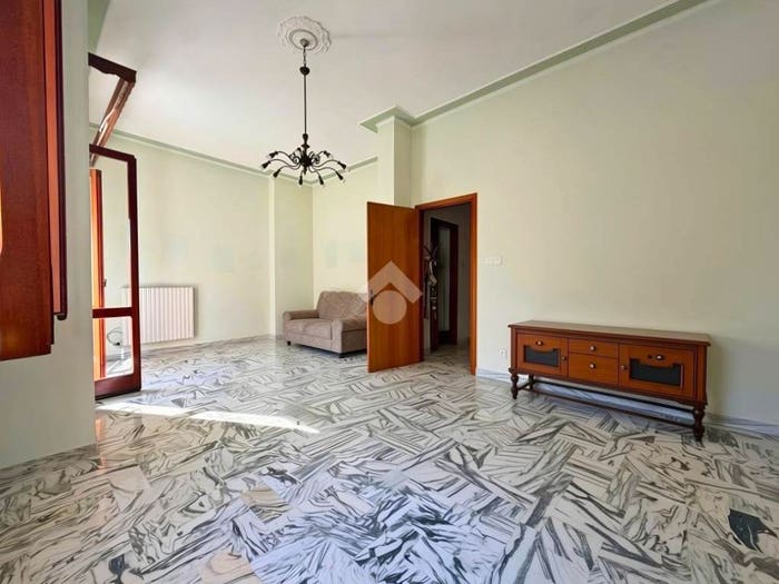 Appartamento quadrilocale in vendita in Via Galileo Galilei, Centro, Leverano