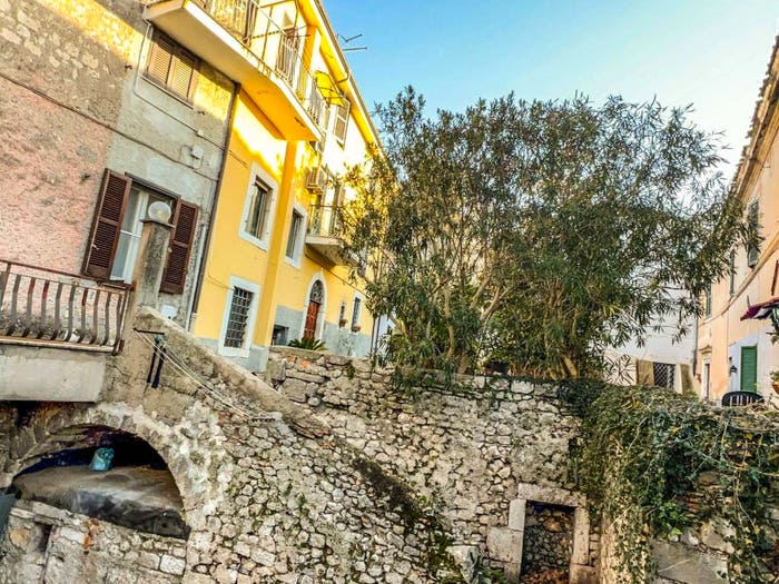 Appartamento con 6 locali in vendita in vicolo delle monachelle, Centro, Alatri