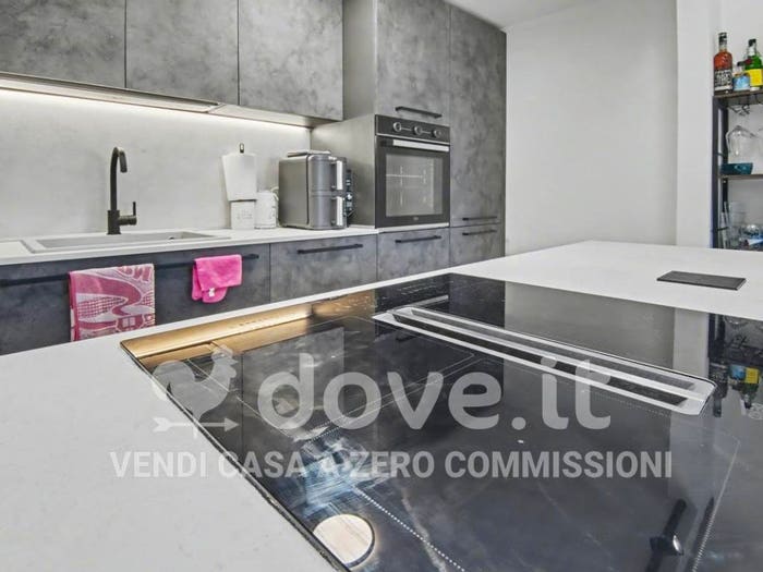 Appartamento trilocale in vendita in Via Decio Raggi, Centro, Longiano
