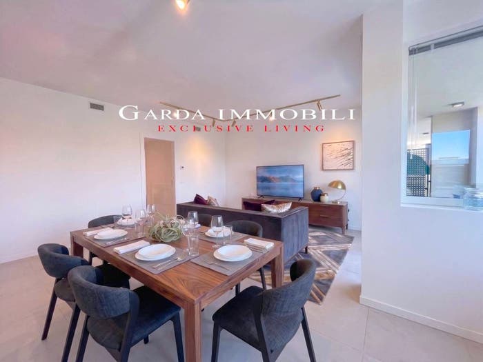 Appartamento trilocale in vendita in Viale Francesco Agello, Rivoltella, Desenzano del Garda