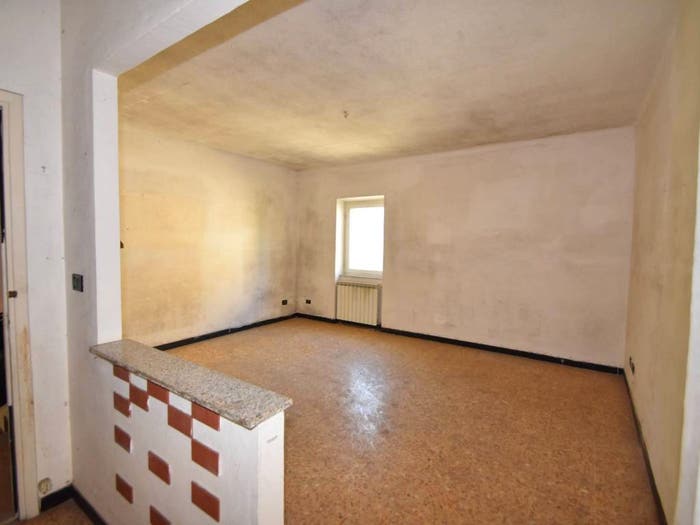 Appartamento trilocale in vendita in Via Carpeneta, Campo Ligure