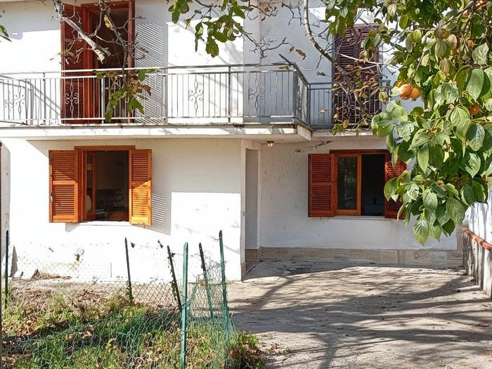Casa quadrilocale in vendita in Via Fontana Collelavena, Collelavena, Alatri