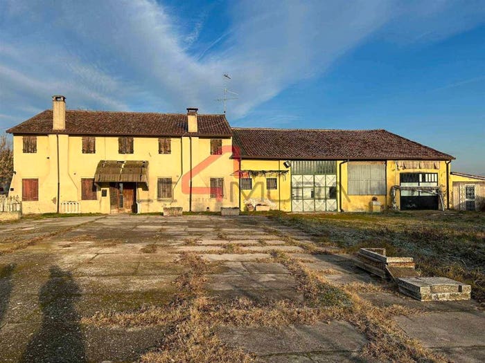 Casa con 6 locali in vendita in Centro, Nogara