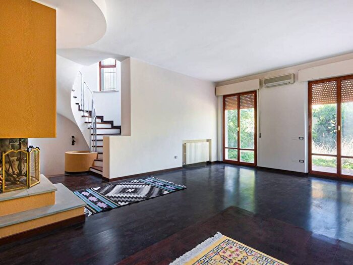 Casa trilocale in vendita in Via Candia, Candia, Ancona