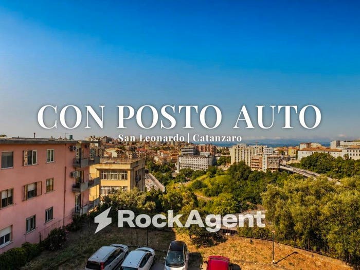 Appartamento quadrilocale in vendita in Via Eugenio de Riso, San Leonardo, Catanzaro